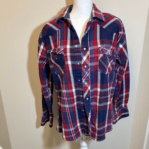 Wrangler Red and Blue Plaid Button-Down Shirt